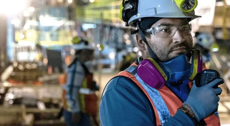 Como a radiocomunicação ajuda a reduzir custos dentro das mineradoras 