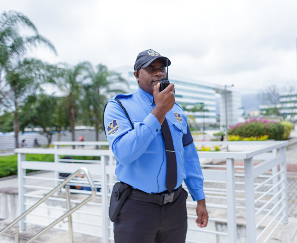 Rádio comunicador para equipe de segurança