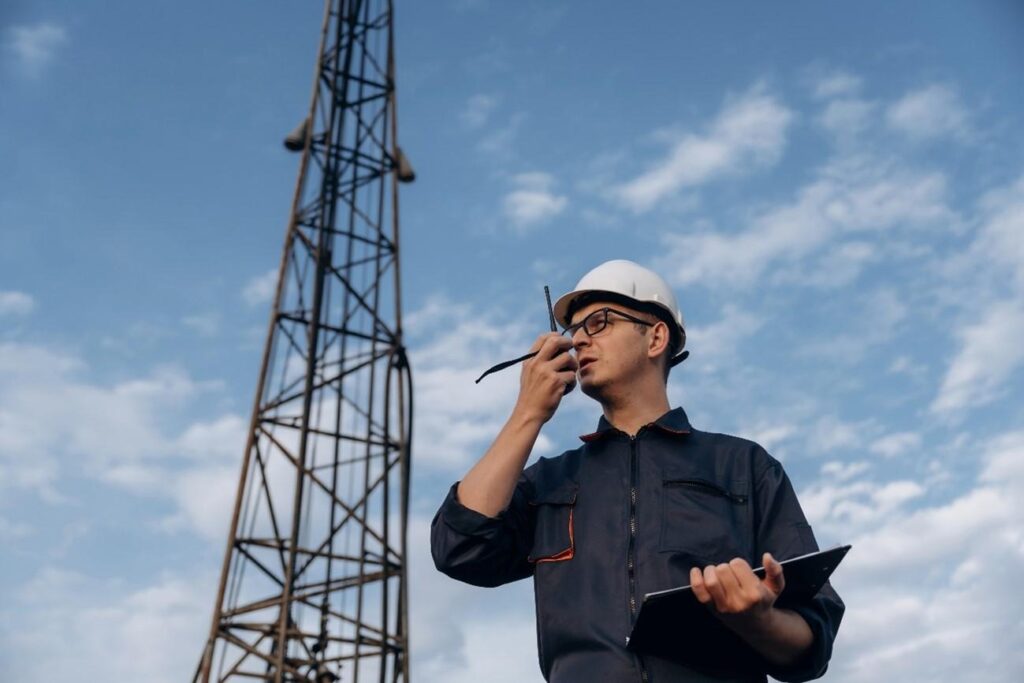 Comunicação de missão crítica em operações industriais